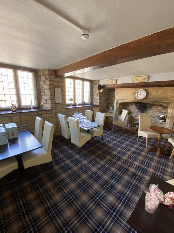 The Fleur-De-Lis Hotel Chiselborough エクステリア 写真