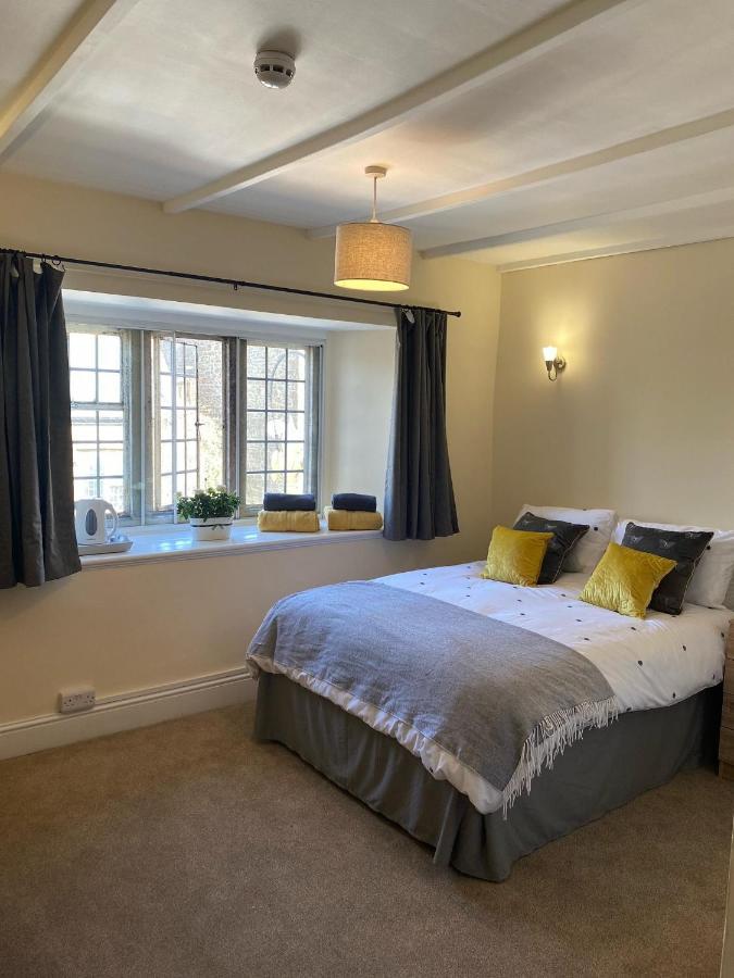 The Fleur-De-Lis Hotel Chiselborough エクステリア 写真